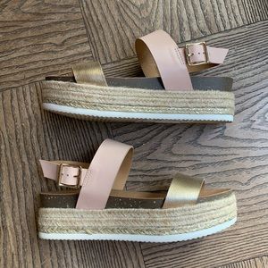 NEW Gold Nude Leather flatform platform footbed sandal wedges